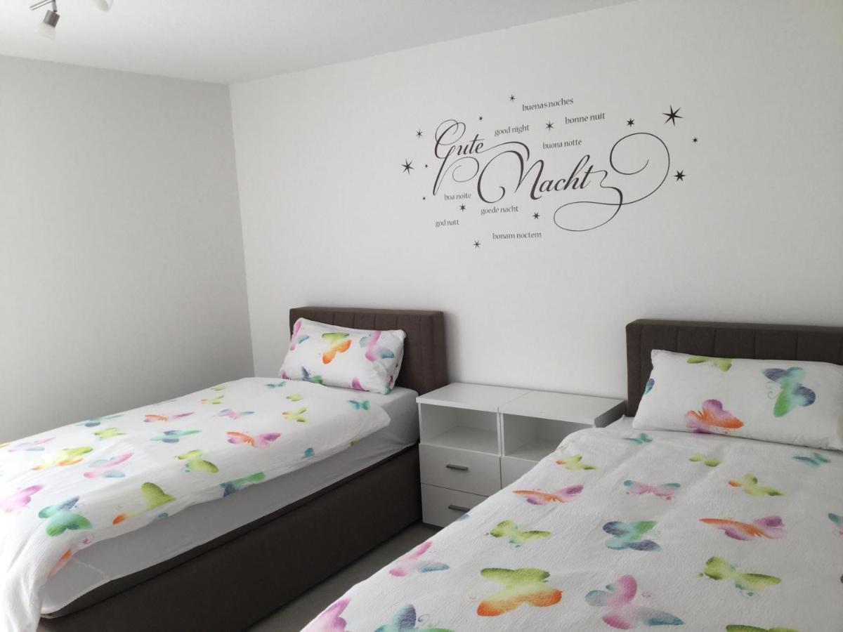 Apartment Am Etzelbach バーリンゲン エクステリア 写真