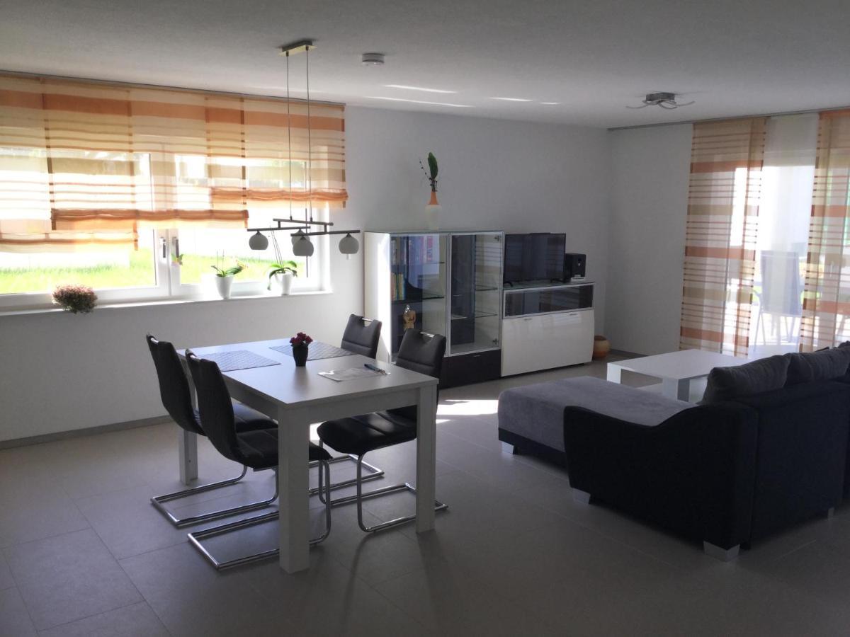 Apartment Am Etzelbach バーリンゲン エクステリア 写真